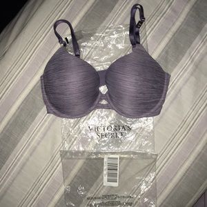 NWT Victoria Secret Bra